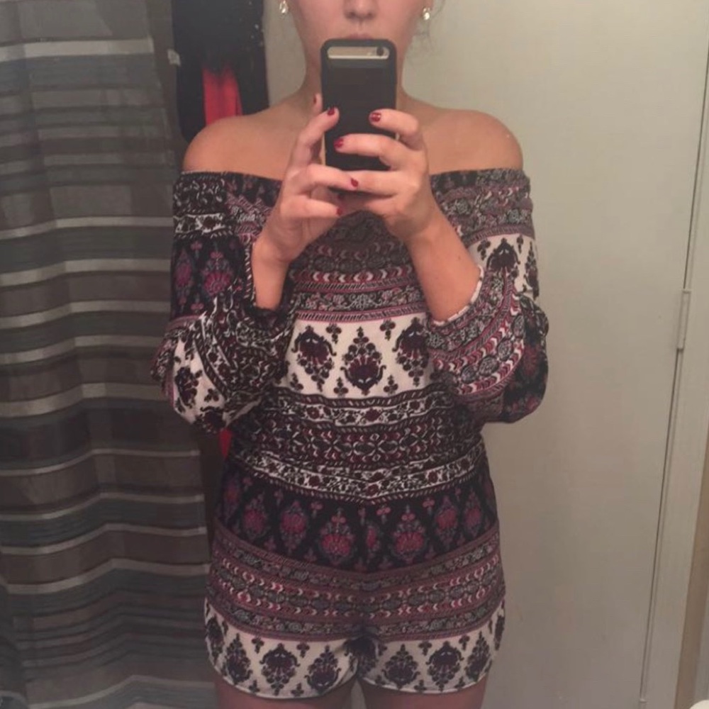 Charlotte Russe Bohemian Off-the-Shoulder Romper - Picture 2 of 2